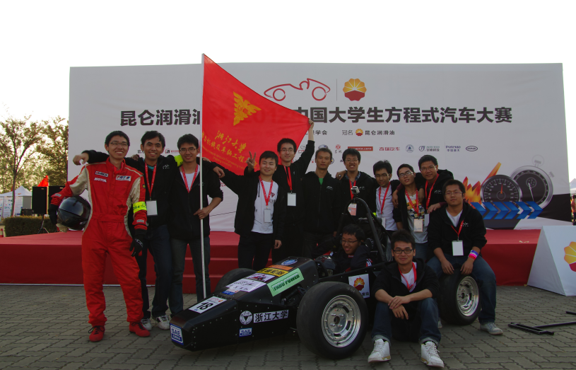 2012年车队合影1