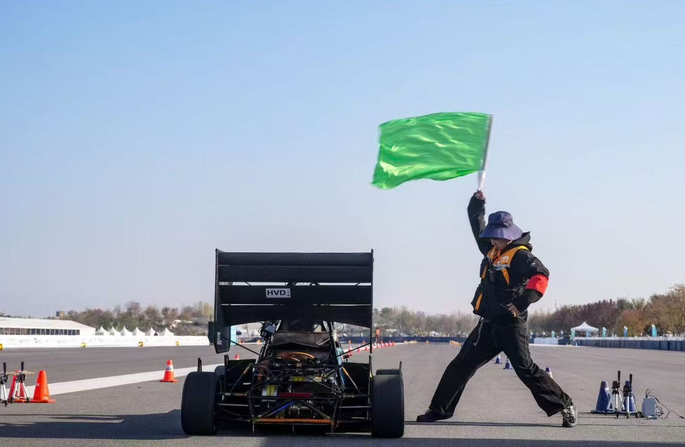 2025年车队合影3